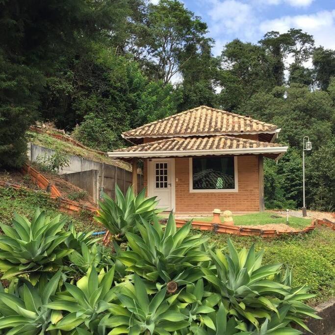 Recanto Dos Beija Flores, Chale Lantana C Monte Alegre do Sul Eksteriør billede